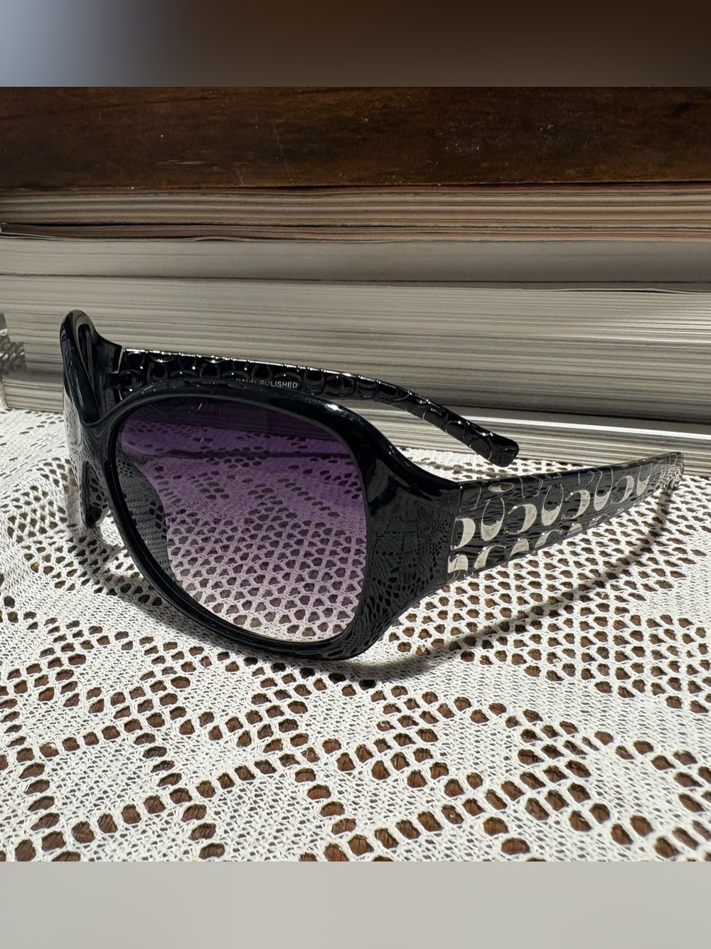 Black Women's Sunglasses with Purple Gradient Lenses